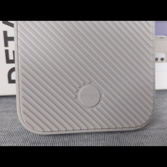 NEW Elago iPhone 12 mini 5.4” Cushion Case - Picture 7 of 9